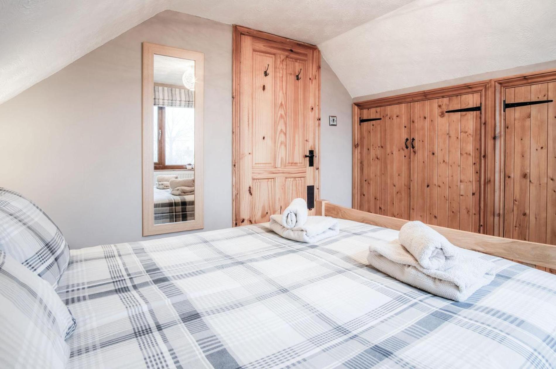 The Brambles - 2 Bedroom Cottage - Llanteg 外观 照片